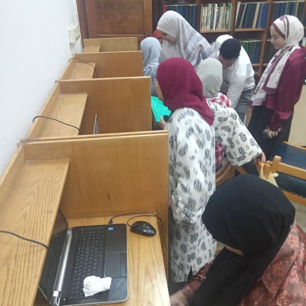 تسجيل طلاب المرحلة الأولى بالثانوية العامة ببنى سويف 