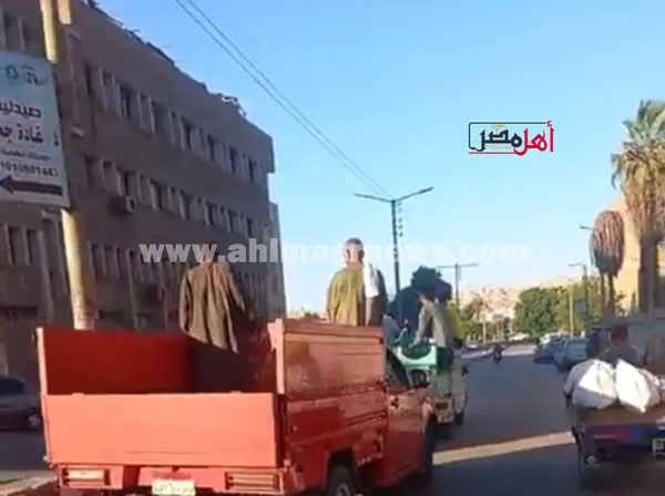 جانب من الجنازة