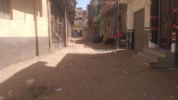خلو الشوارع من المواطنين بسبب حرارة الجو