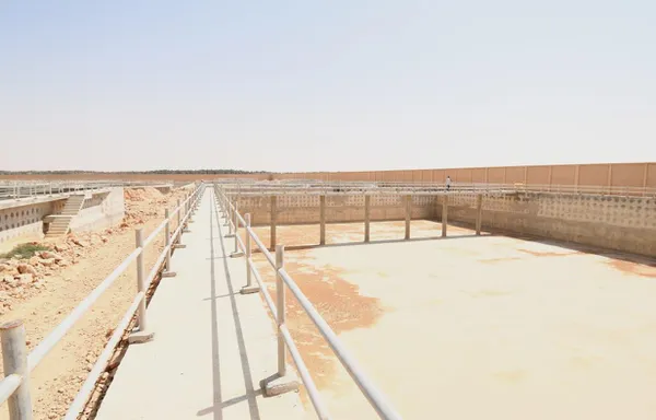زيارة وزير الاسكان لمطروح