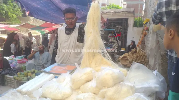 أحمد، بائع معجنات 