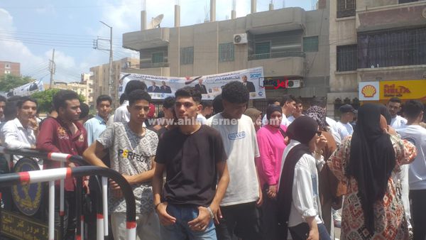إقبال كبير من المواطنين على لجان الانتخابات 