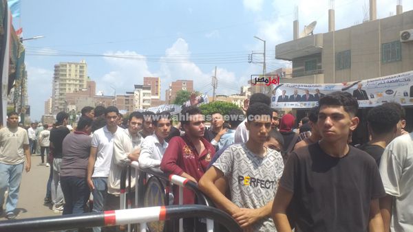 إقبال كبير من المواطنين على لجان الانتخابات 