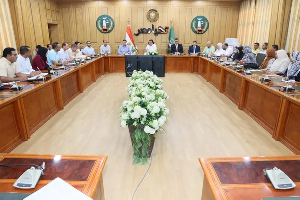 اجتماع محافظ المنوفية