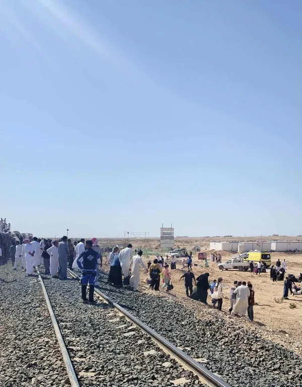 انقلاب قطار بمطروخ