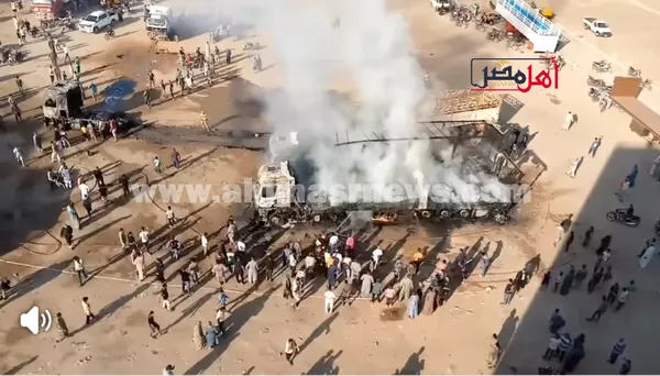 جانب من حريق السيارات 