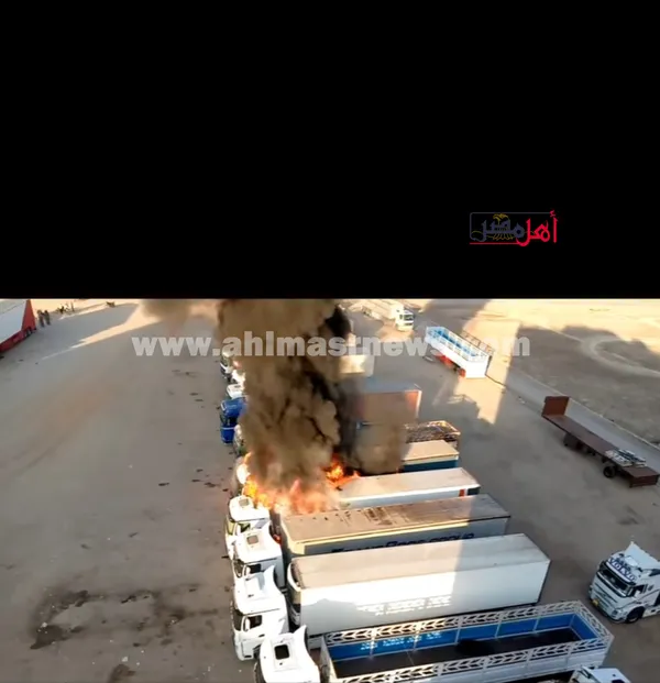 جانب من حريق السيارات 