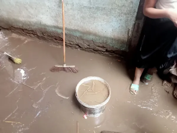 جانب من كسر الماسورة