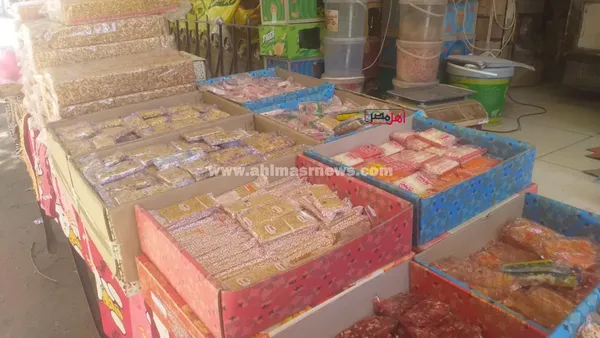 حلوى المولد بأسواق كفر الشيخ