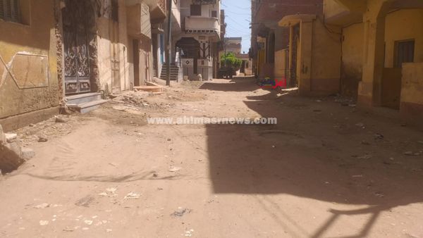 خلو الشوارع من المواطنين بسبب حرارة الجو 