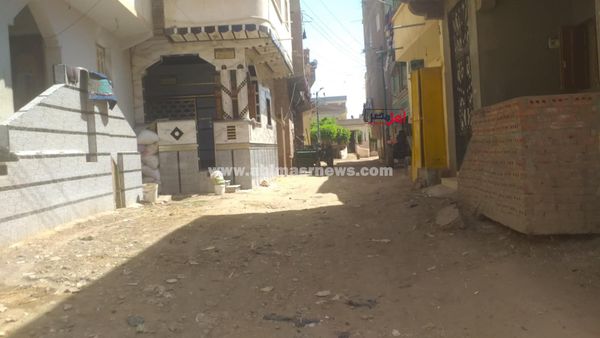 خلو الشوارع من المواطنين بسبب حرارة الجو 