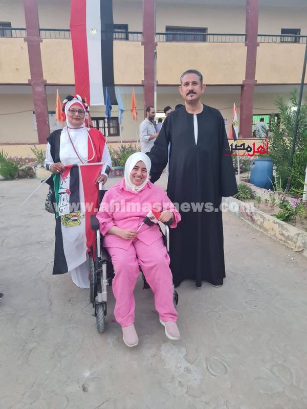 راندا فتاة ذوي الهمم تشارك في الانتخابات 