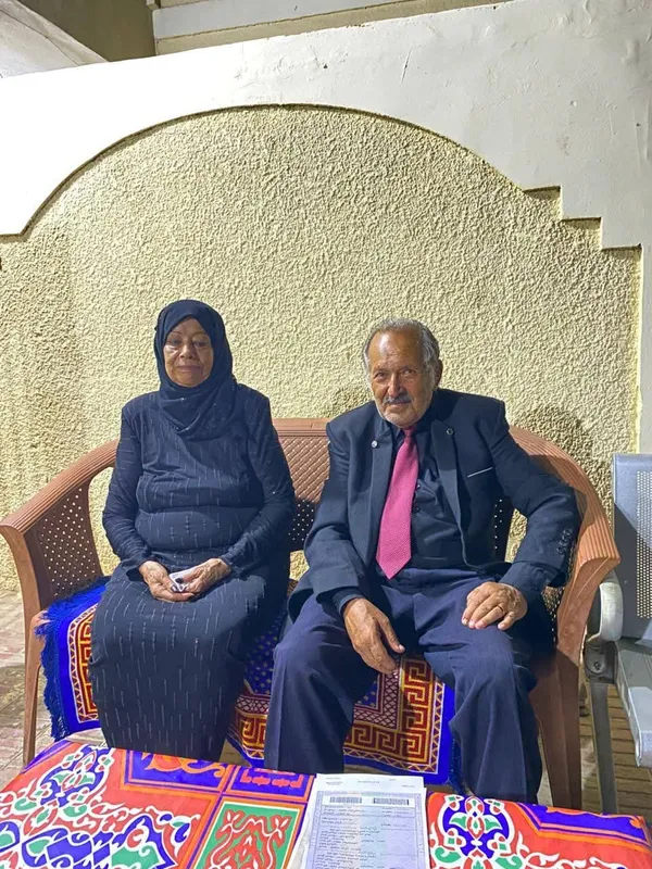 زواج زوجين من كبار السن 