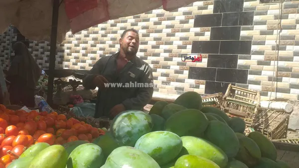 عم صابر، بائع خضار وفاكهة 