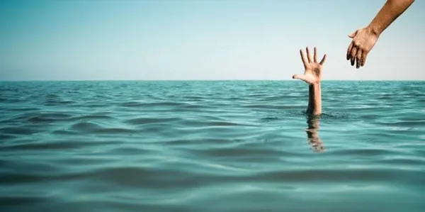 غرق 3 أشخاص بشواطئ قرية سياحية بمطروح 
