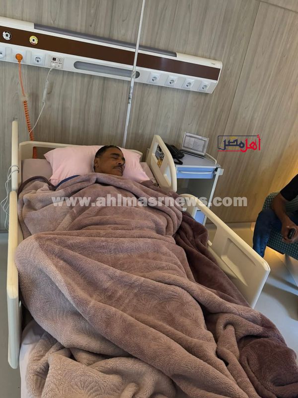 محافظ مطروح يعترض لوعكة صحية مفاجئة بالقاهرة  
