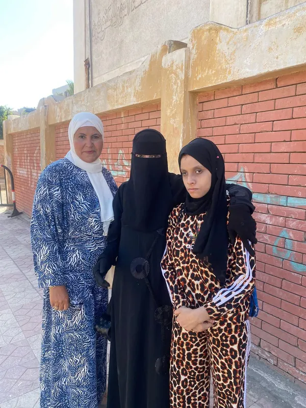 ولادها الثلاثة مكفوفين.. قصة نجاح من نور لسيدة بورسعيد:  أضاءوا  الظلام بتفوقهم بالدراسة