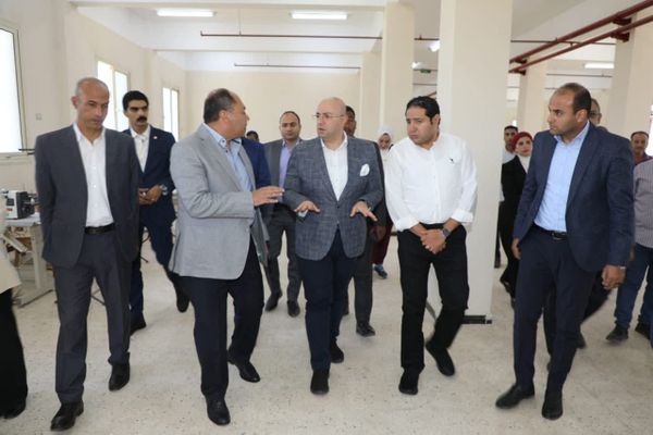 جانب من الزيارة