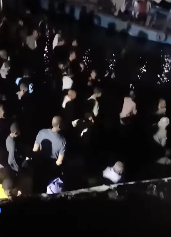 جانب من سقوط السيارة