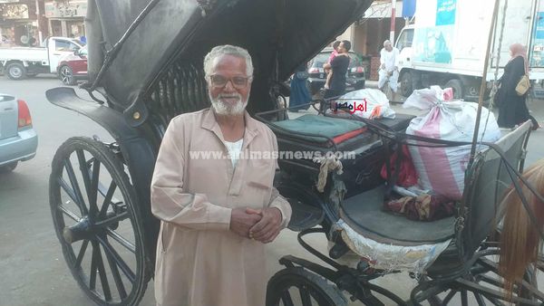 عم قطب، سائق حنطور