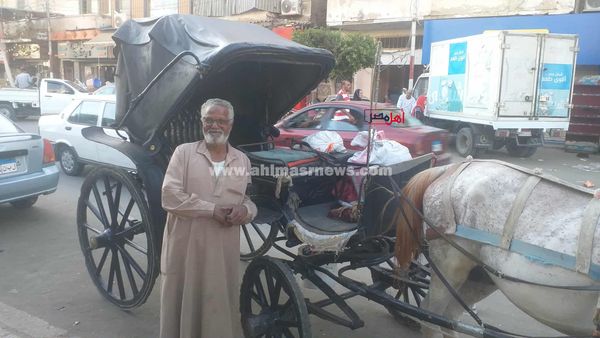 عم قطب، سائق حنطور