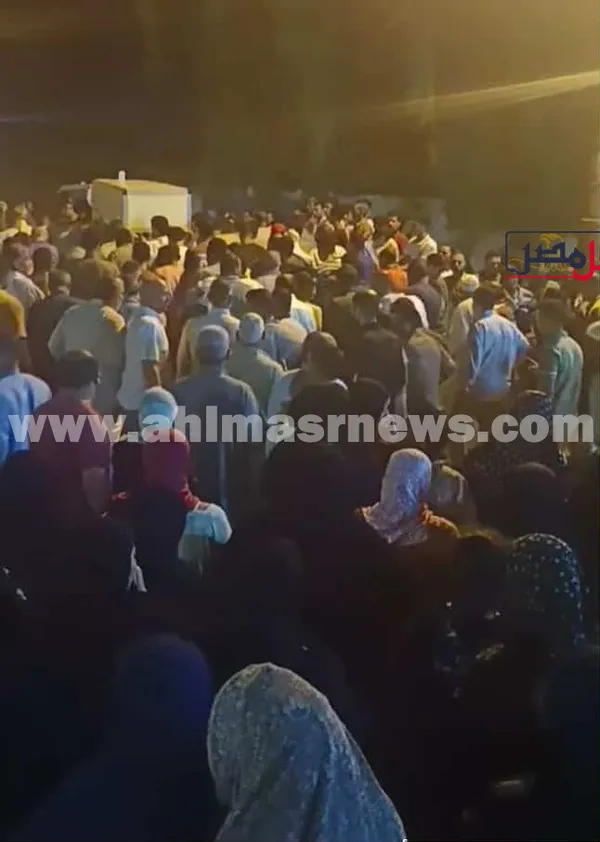 جانب من تشييع جثمان الصغيرين 