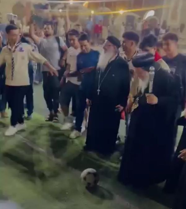 جانب من لعب مطران ملوي كرة القدم 