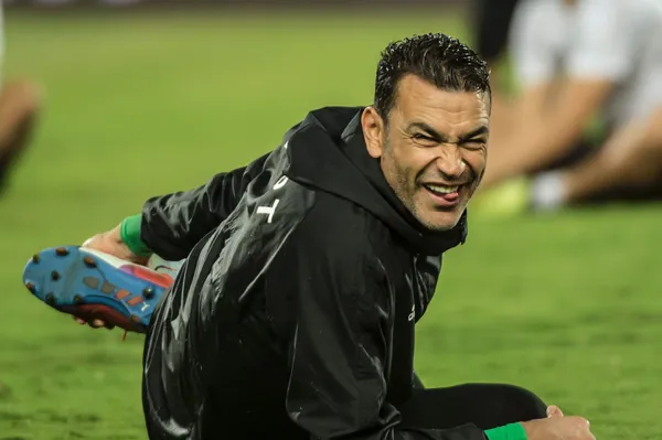 ضبط وإحضار عصام الحضري 