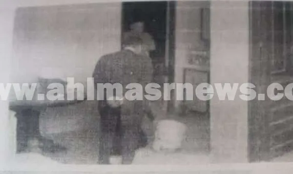 لحظة تمثيل المتهمة في إنهاء حياة زوجها واطفالة السته بالمنيا 