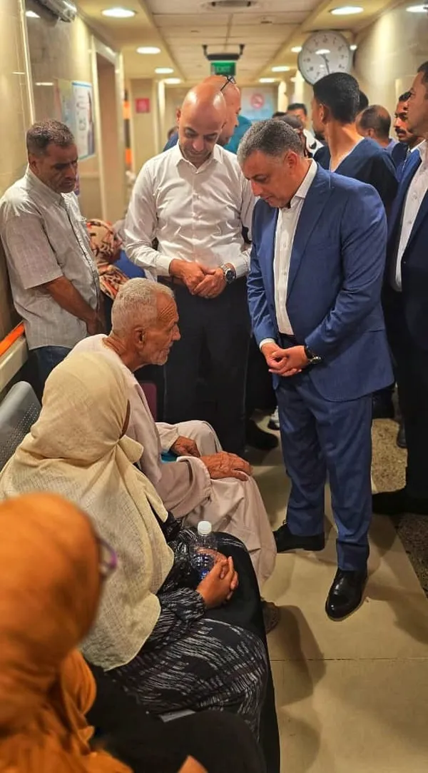 محافظ الإسماعيلية  في جولات مفاجأة للمجمع الطبي 