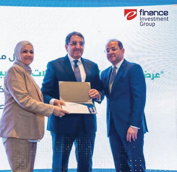 إي فاينانس