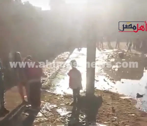 شلل مرورى بسبب عطل المياه