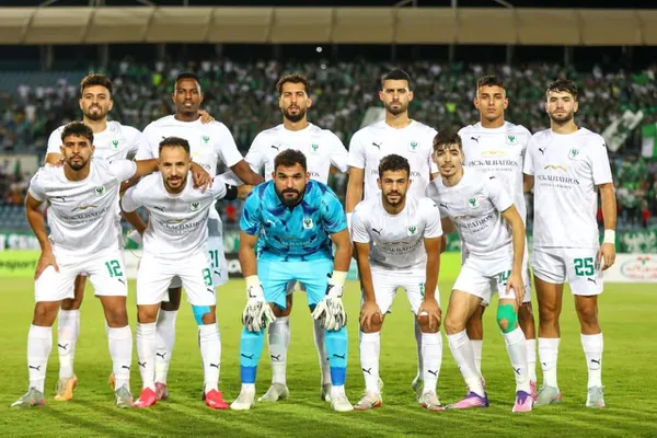 محافظ بورسعيد يهني النادي المصري وجماهيره بالصعود لدور المجموعات بالبطولة الكونفدرالية
