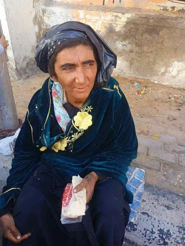 نعمة الاسلام مشردة بشوارع بورسعيد 
