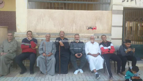 أهالي قرية محلة دياي بكفر الشيخ ينظمون بطولة كرة قدم خيرية لصالح مرضى الغسيل الكلوي بالقرية