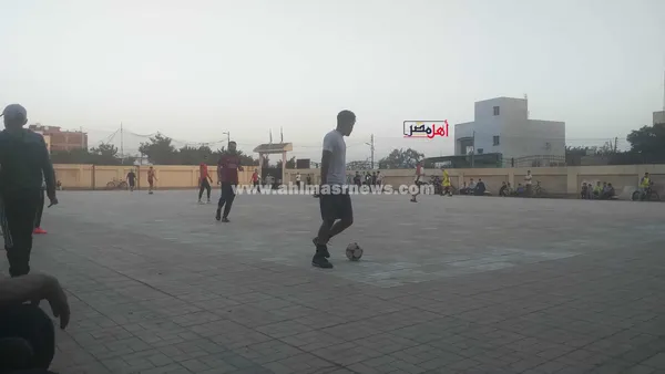 أهالي قرية محلة دياي بكفر الشيخ ينظمون بطولة كرة قدم خيرية لصالح مرضى الغسيل الكلوي بالقرية