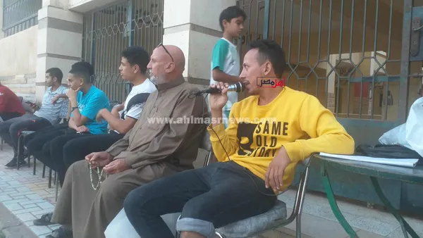 أهالي قرية محلة دياي بكفر الشيخ ينظمون بطولة كرة قدم خيرية لصالح مرضى الغسيل الكلوي بالقرية