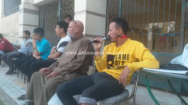 أهالي قرية محلة دياي بكفر الشيخ ينظمون بطولة كرة قدم خيرية لصالح مرضى الغسيل الكلوي بالقرية