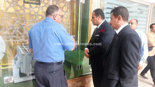 اثناء زيارة وفد القوى العاملة للألومنيوم 