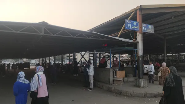 ازمه نقل الطلاب والركاب من موقف الإسماعيلية 