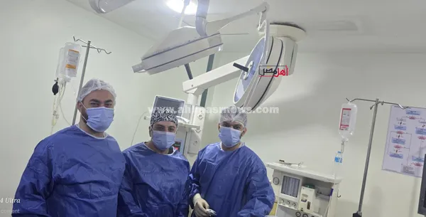 استخراج حصاة بطول 7 سم من كلى مريض بمستشفى دسوق العام  