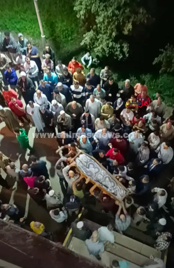 تشييع جثمان الزوجه