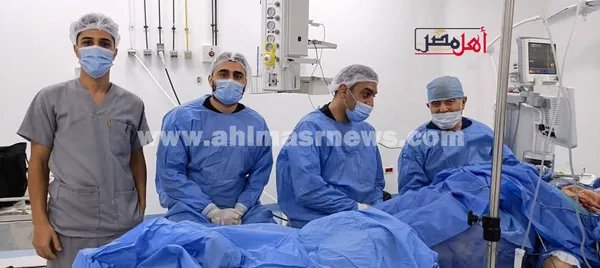 جانب من العملية الجراحية 