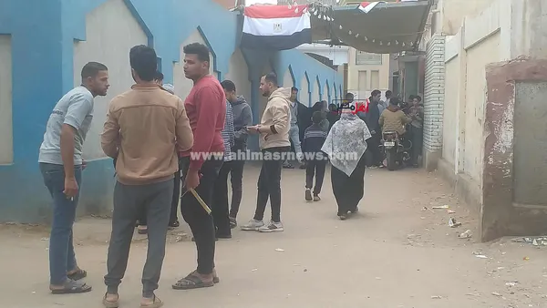 جانب من توافد المواطنين للإدلاء بأصواتهم في انتخابات مجلس النواب 