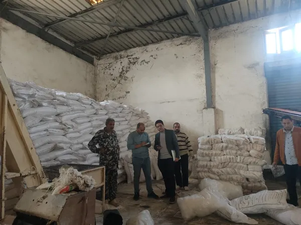 ضبط أمين مخازن استولى على 44 طن سكر تمويني بكفر الشيخ