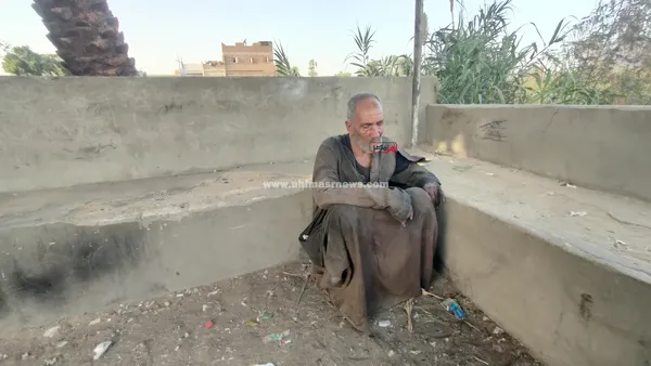 مفترش الشوارع 