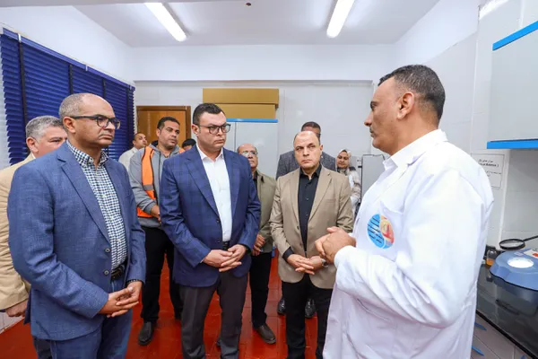 وزير الإسكان ومحافظ كفرالشيخ يفتتحان محطة مياه دقميرة 