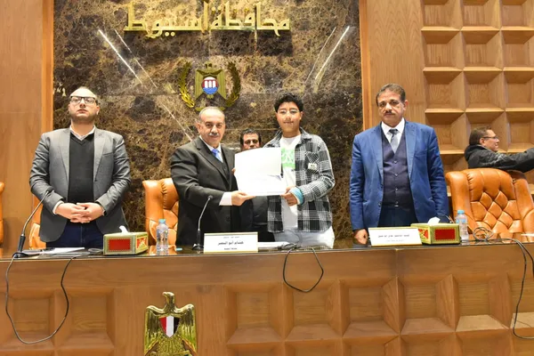 أثناء التكريم