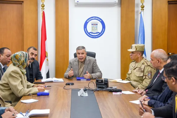 الفريق أحمد خالد محافظ الإسكندرية