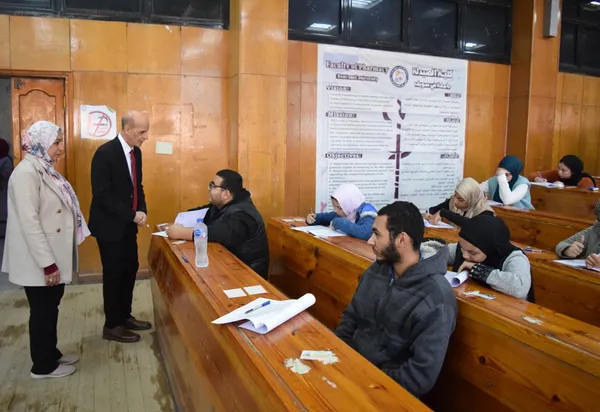 امتحانات الفصل الدراسي الأول